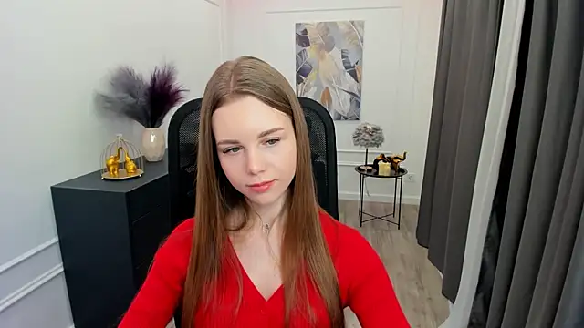 دردشة MileyWings الجنسية المباشرة