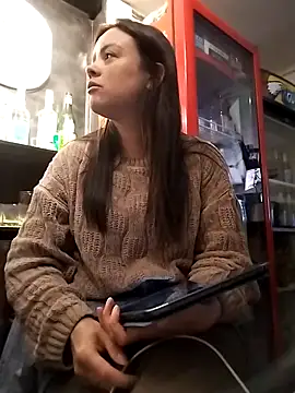 karlagiraldo198 即時 XXX 聊天