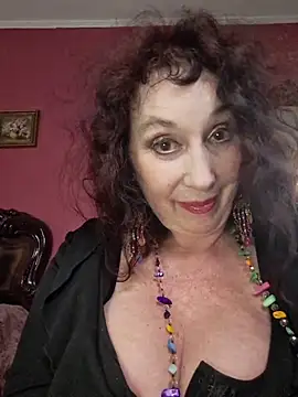 GypsyEsmeralda's Live XXX Chat