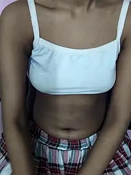 PreetyKitten webcam show