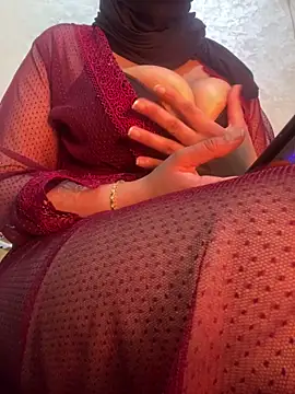 Sultana_Lamar98 Adlı Modelin Web Kamerası Şovu