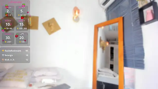 Aleexiiaaのウェブカメラショー