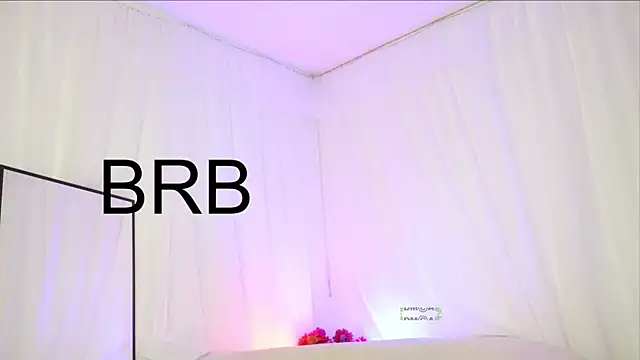 SUM___ 即時 XXX 聊天