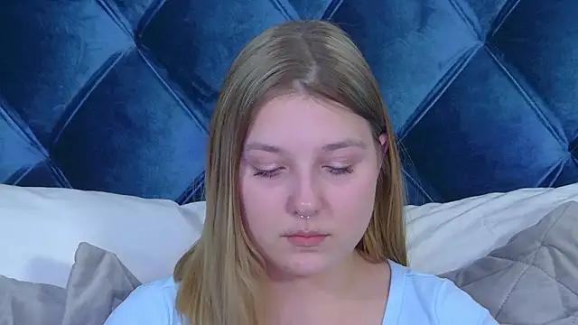 TinnaBurton 即時 XXX 聊天