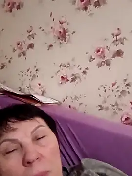 OliviaaSkyy 网络视讯表演