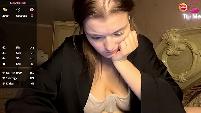 دردشة MistressBabe الجنسية المباشرة