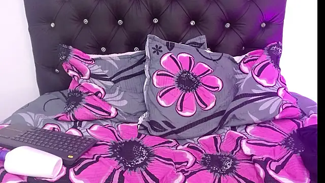 دردشة Coral_Villalobos الجنسية المباشرة