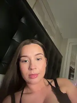 Raven_WildeX webcam show