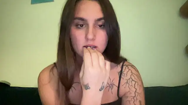 Show de webcam de MilaHornyGirl