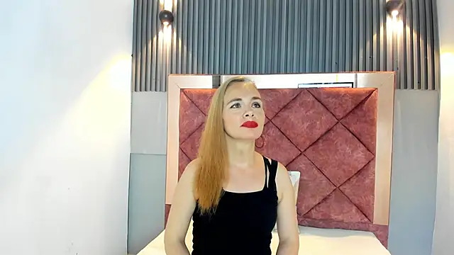 ESTHEER_VARGAS Chat XXX in diretta