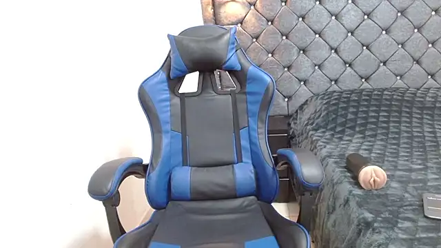 max_milk2 – webcam-show