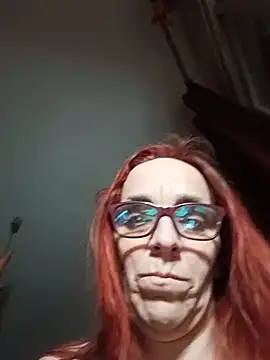 Dettybitch40 即時 XXX 聊天