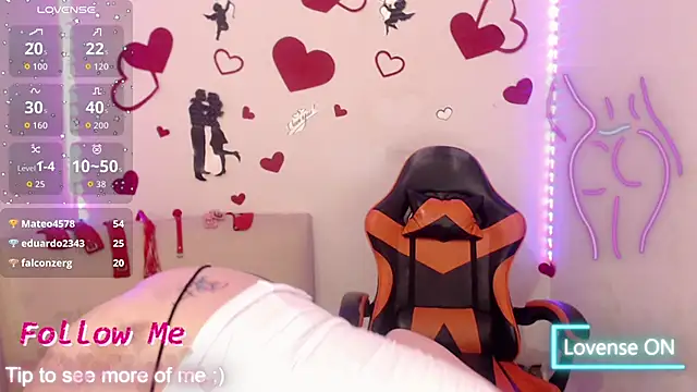 แชท XXX สดของ sofiacurvy_45