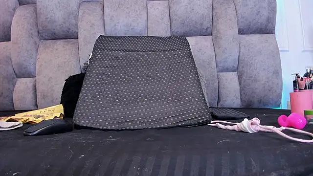 Scarlett_Sk Adlı Modelin Canlı XXX Sohbeti