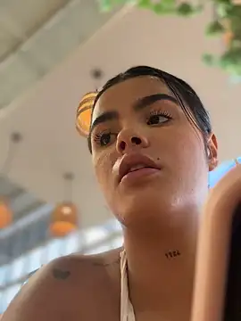 Kaily_Sweet16's Live XXX Chat