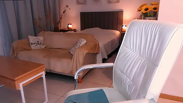 Chatroom XXX en direct de Tilly_Eliot