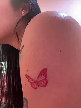 Bella__Wood Webcam show