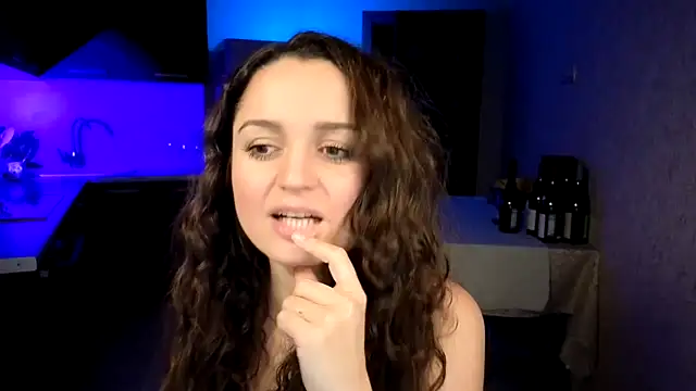 Cerann1 Adlı Modelin Canlı XXX Sohbeti