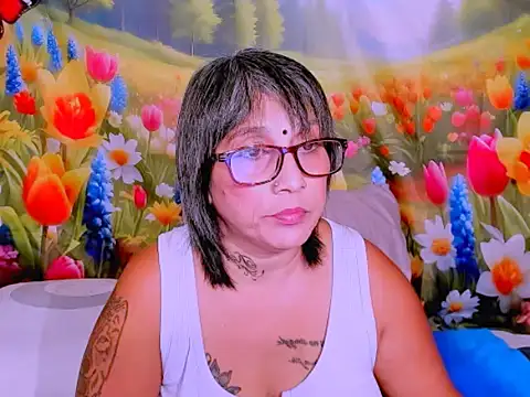 Czat XXX na żywo – indianroxy