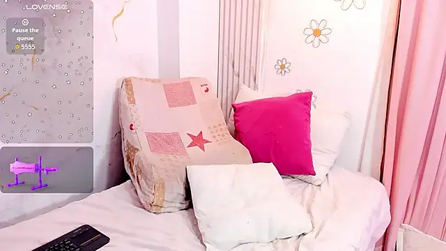 Chat +18 de Dulce_andrea__ ao vivo