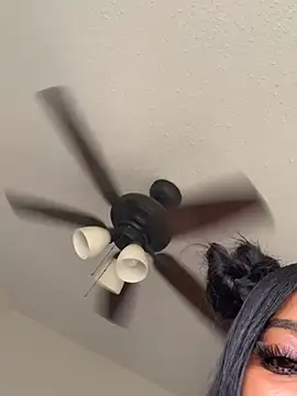 asiamariiee's Webcam Show