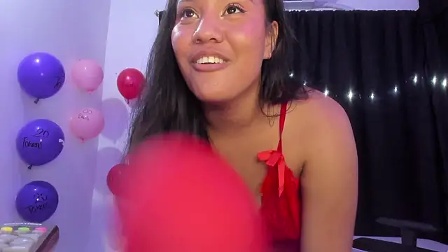 ZoeParcker Chat XXX in diretta