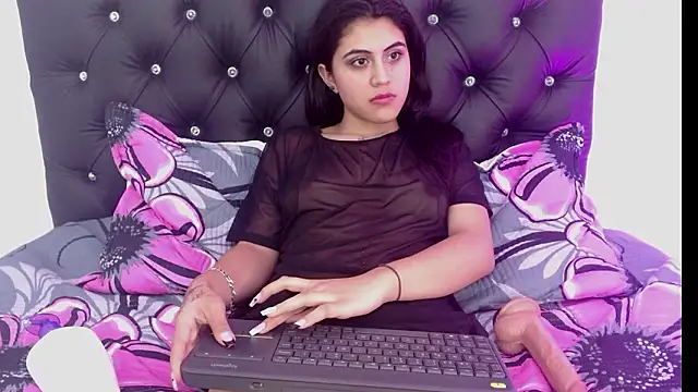 Coral_Villalobos live XXX chat