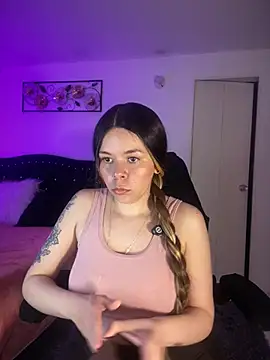 XXX chat uživo modela carolina16love