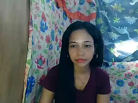 Chat +18 de PinaySkinnyGirl ao vivo