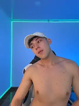 Chat XXX Live oliver_kyy