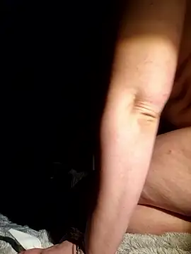 Divana2000's Webcam Show