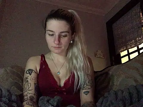 Webkamerová show xxamyleighxx