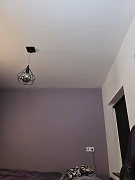 MiaRides19 Adlı Modelin Canlı XXX Sohbeti