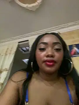 XXX chat uživo modela MonicaSex_