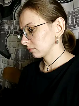 Chat XXX en directo de Aashikalaa