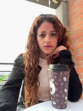 alana15's Webcam Show