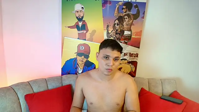 Pokazy przed kamerką – couple_lovelyds