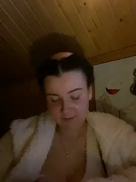 Chat +18 de mewKate ao vivo