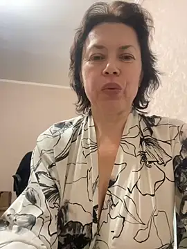 Chat +18 de Kiramagic ao vivo