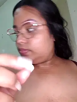 XXX chat uživo modela Albanis1