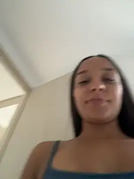 Brunettecollins05's Webcam Show