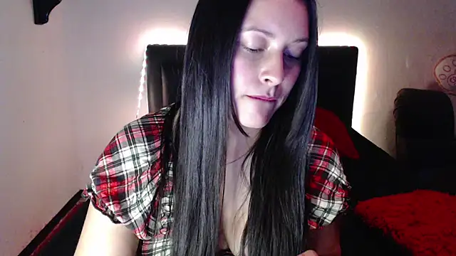 Allisonnlopez 即時 XXX 聊天