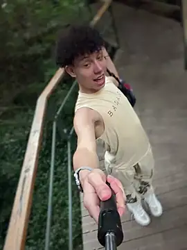 yoursexyjose 网络视讯表演