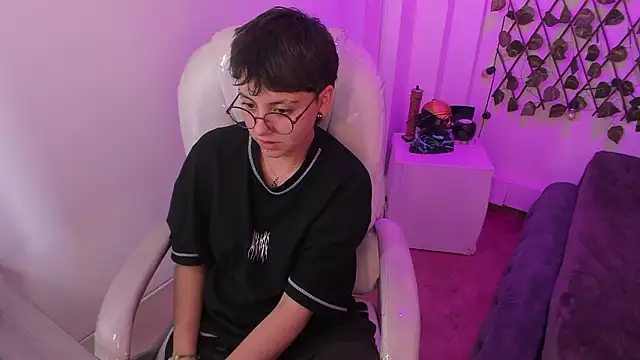 Chat +18 de Nathaly_ds ao vivo