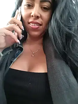 Luianna 现场XXX聊天