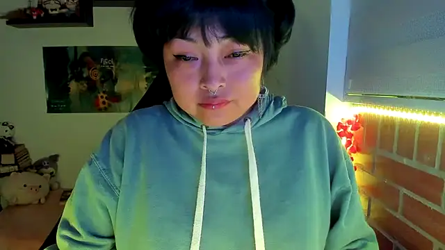 Shaddycute_: онлайн-секс-чат