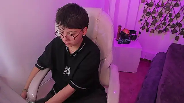 Nathaly_ds' Live XXX Chat