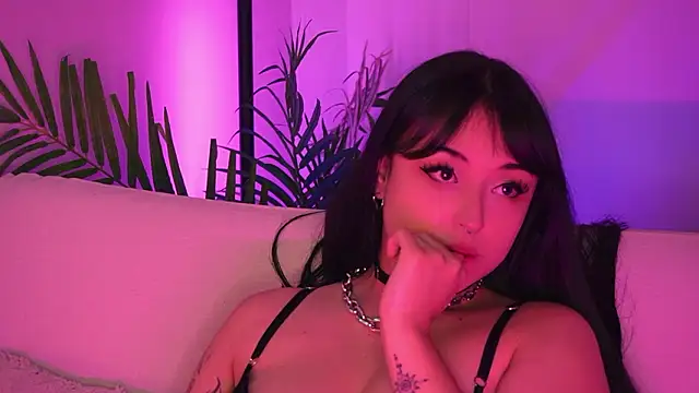 دردشة Gloomydoll الجنسية المباشرة