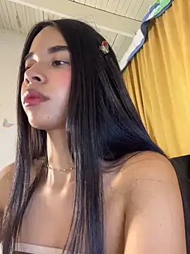 Milleradhara24 Chat XXX live