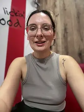 Chatroom XXX en direct de The_Snowwhitee